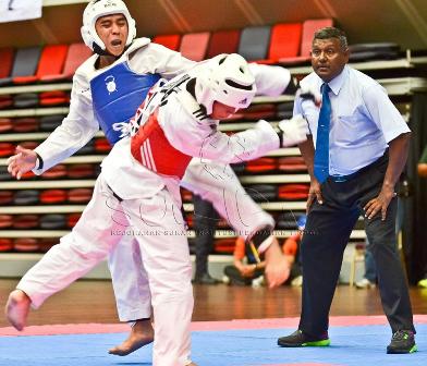 Collin Ngo Gabriel (UPM) vs Helarry bin Ebbie 9UPSI), UPM Layak ke pringkat Akhir